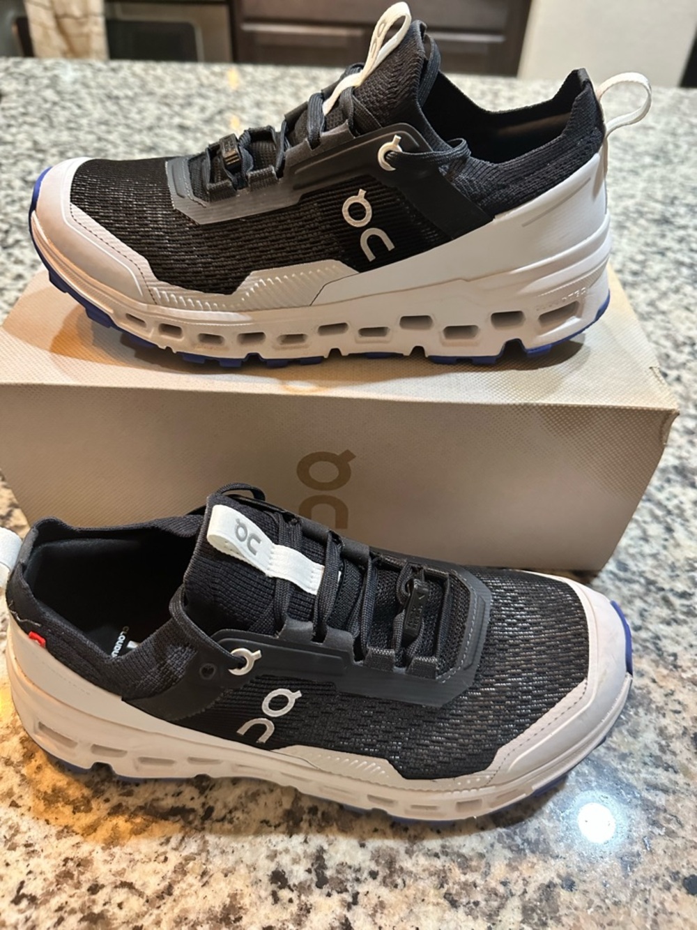 On Cloudultra 2 Running  Black and White Sneakers